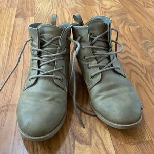 Tan Combat Boots
